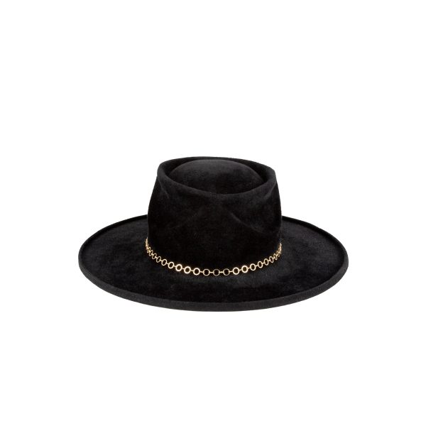 Claude Hat Online now